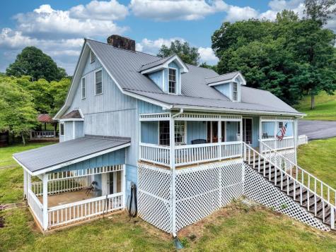 838 Tay Walk Way Hiawassee GA 30546