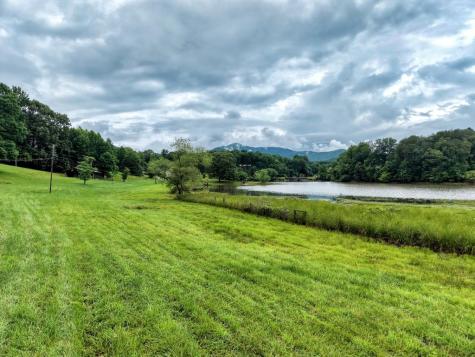 838 Tay Walk Way Hiawassee GA 30546