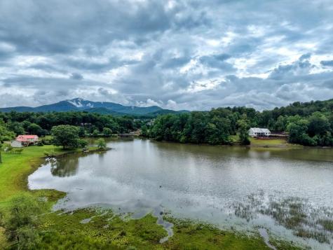 838 Tay Walk Way Hiawassee GA 30546
