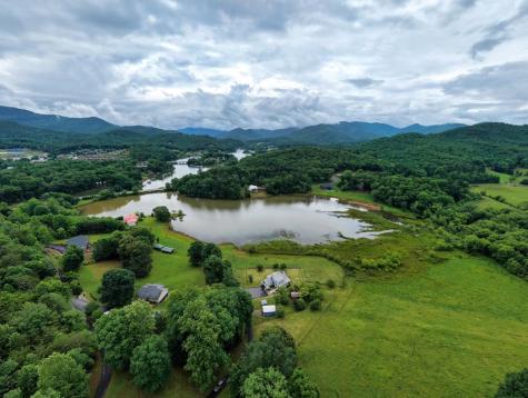 838 Tay Walk Way Hiawassee GA 30546