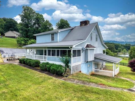 838 Tay Walk Way Hiawassee GA 30546