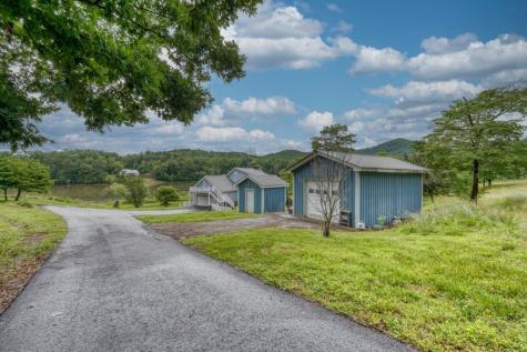 838 Tay Walk Way Hiawassee GA 30546