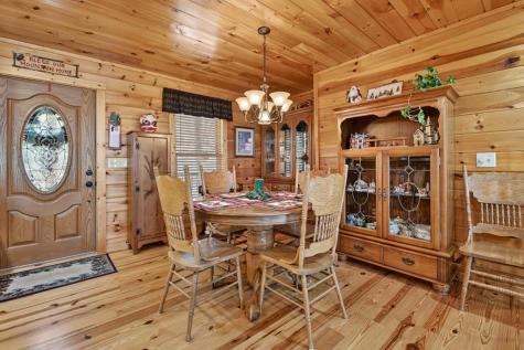 146 Neaptide Drive Ellijay GA 30540