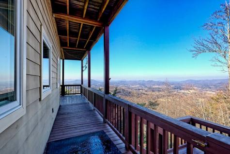 1212 Double Knob Drive E Hayesville NC 28904