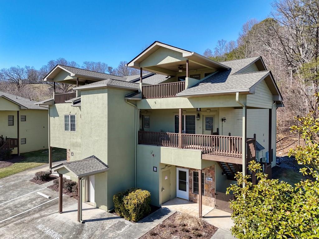 1729 Watercrest Way D Young Harris GA 30582