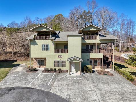 1729 Watercrest Way D Young Harris GA 30582