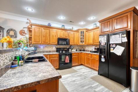 1729 Watercrest Way D Young Harris GA 30582