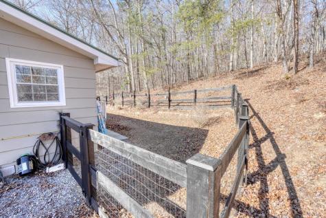 3426 Old Hwy 64 W Warne NC 28909