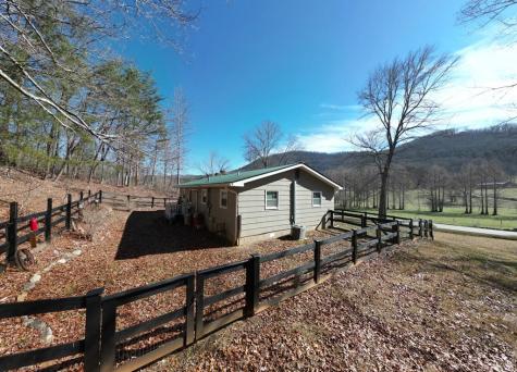 3426 Old Hwy 64 W Warne NC 28909