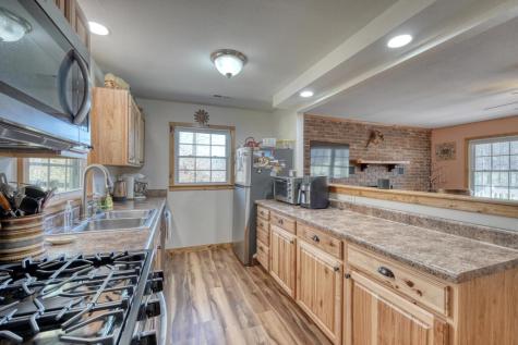 3426 Old Hwy 64 W Warne NC 28909