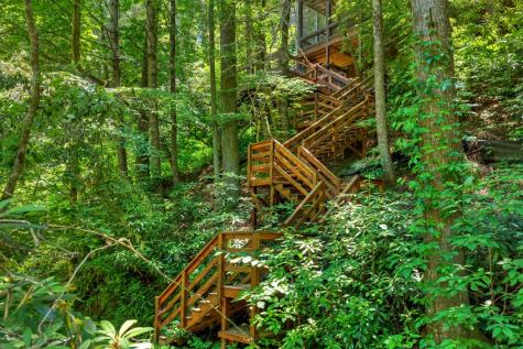 510 Gallery Court Ellijay GA 30540