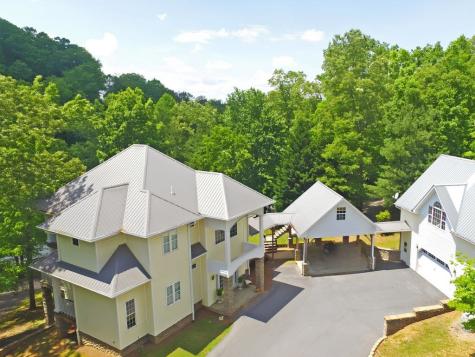 30 Berrong Drive Hayesville NC 28904