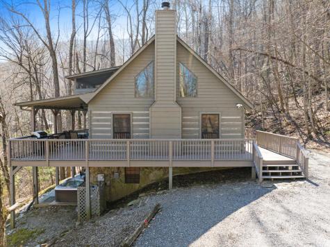 304 Ridge Circle Blue Ridge GA 30513