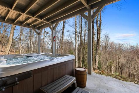 304 Ridge Circle Blue Ridge GA 30513
