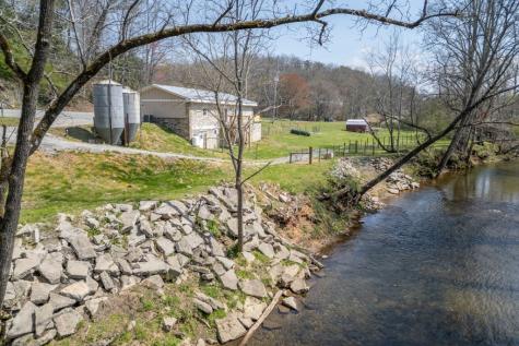 4494 Gainesville Highway Blairsville GA 30512