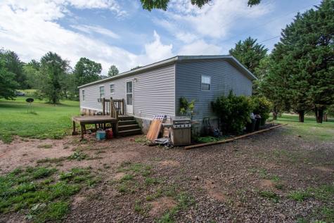 434 Creamery Road Brasstown NC 28902
