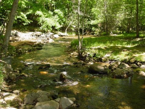1047 Creekside Drive Hiawassee GA 30546