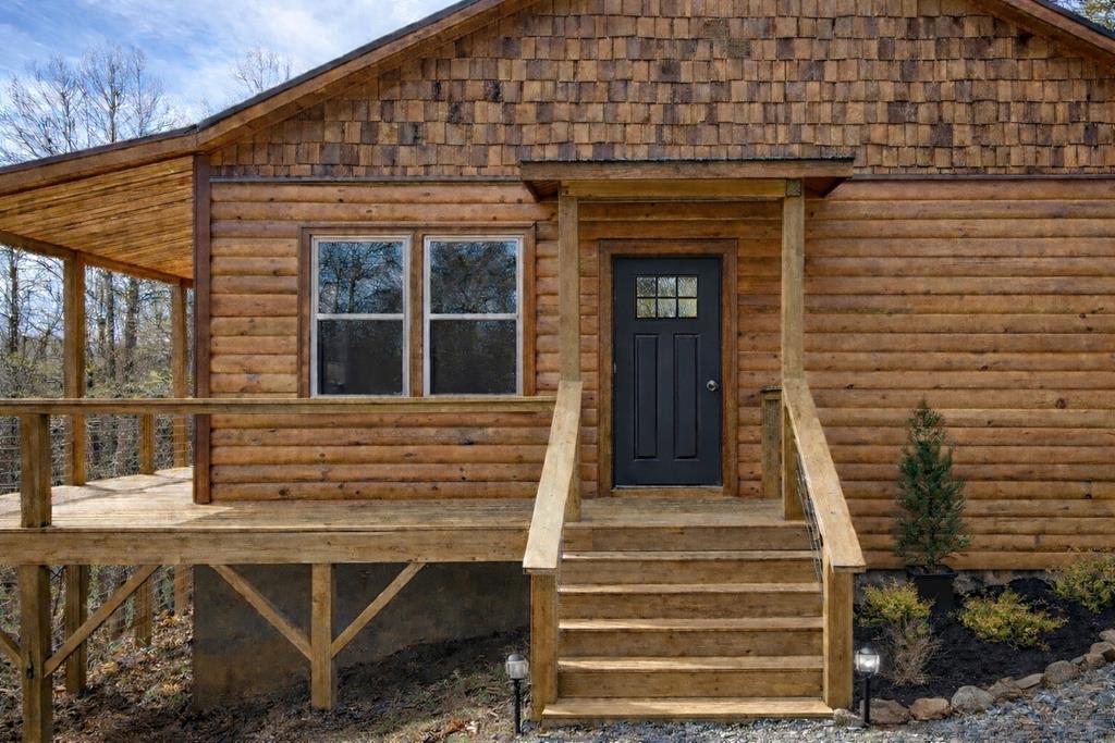 246 Brasstown Acres Drive Brasstown NC 28902