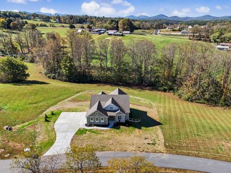 27 Stirling Bridge Road Blairsville GA 30512