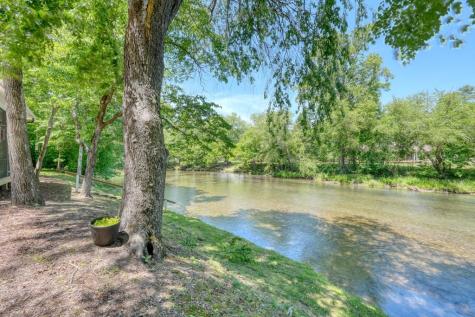 198 Riverbend Drive Hayesville NC 28904