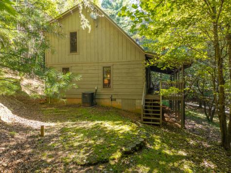 19 Blackberry Falls Lane Ellijay GA 30536