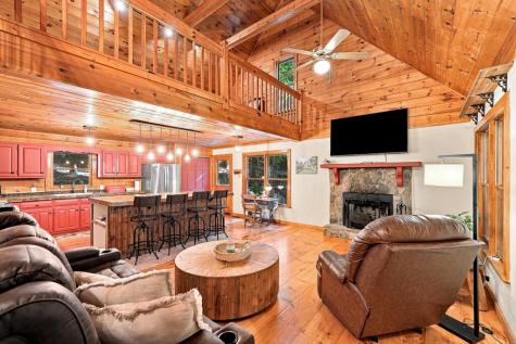 19 Blackberry Falls Lane Ellijay GA 30536