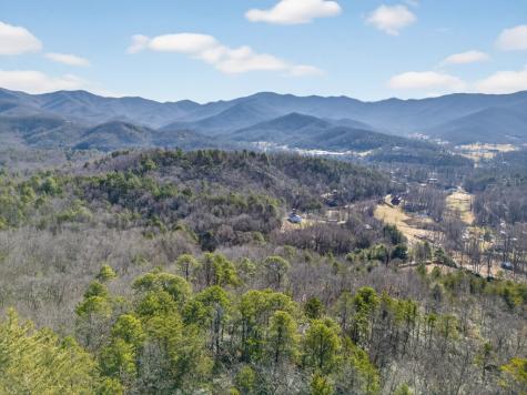 793 Jackie Cove Road Hayesville NC 28904