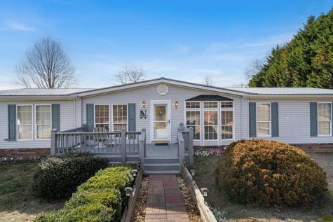 283 Bobcat Lane Warne NC 28909