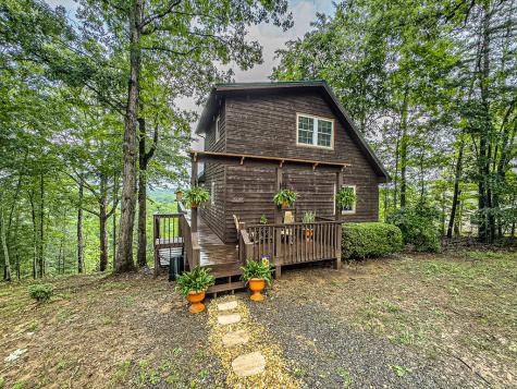 1484 Cardinal Road Murphy NC 28906