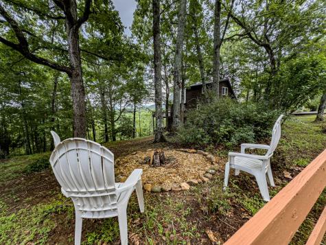 1484 Cardinal Road Murphy NC 28906