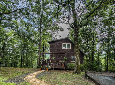 1484 Cardinal Road Murphy NC 28906