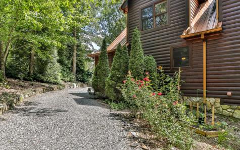 20 Trails End Knoll Ellijay GA 30540