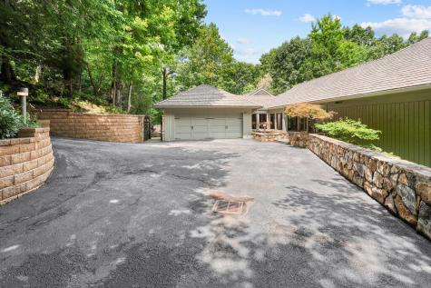 202 Sanderlin Mountain Drive Big Canoe GA 30143