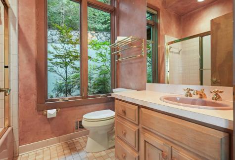 202 Sanderlin Mountain Drive Big Canoe GA 30143