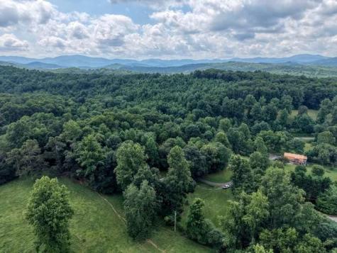 107 Warners Way Blairsville GA 35012