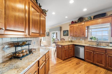 194 Lakeview Drive Hayesville NC 28904