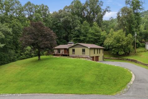 239 Woodland Heights Robbinsville NC 28771