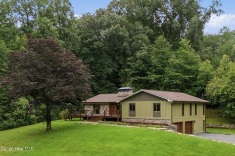 239 Woodland Heights Robbinsville NC 28771