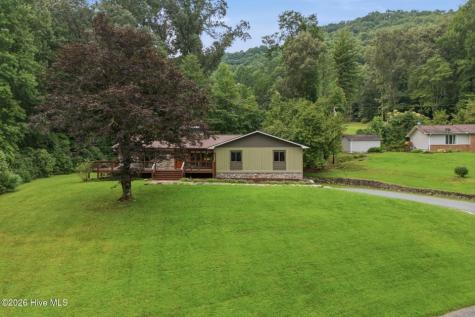 239 Woodland Heights Robbinsville NC 28771