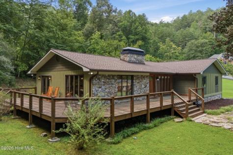 239 Woodland Heights Robbinsville NC 28771