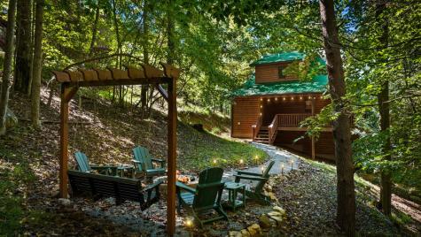 1170 Beaver Lake Drive Ellijay GA 30540