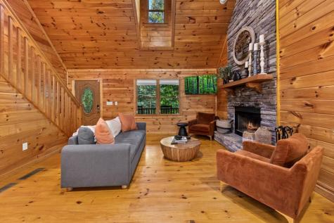 1170 Beaver Lake Drive Ellijay GA 30540