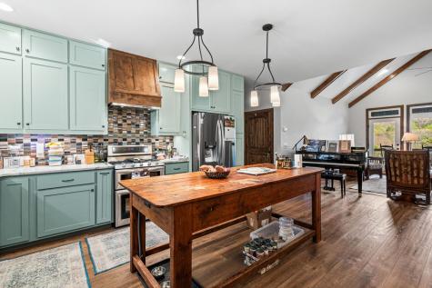 4720 Arrowhead Road Hiawassee GA 30546