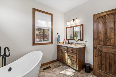 4720 Arrowhead Road Hiawassee GA 30546