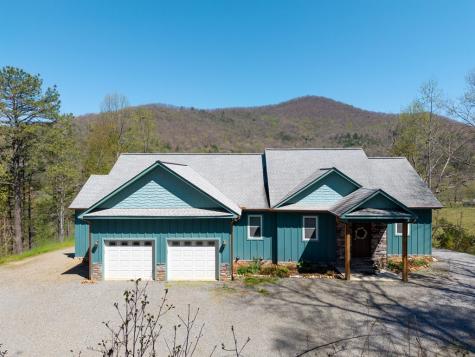 4720 Arrowhead Road Hiawassee GA 30546