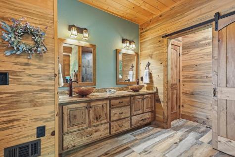 1252 Mountainside Parkway Ellijay GA 30536