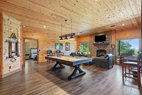 1252 Mountainside Parkway Ellijay GA 30536
