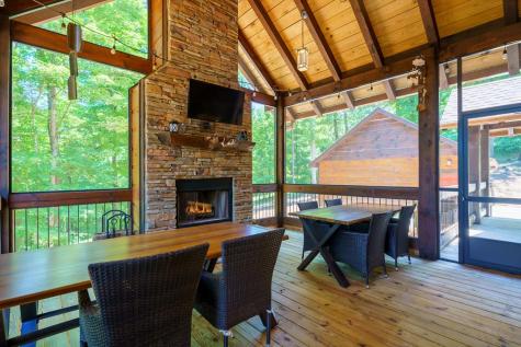 1252 Mountainside Parkway Ellijay GA 30536