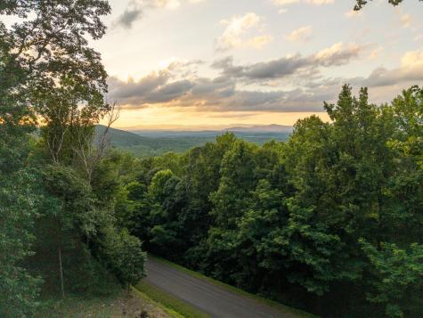 1252 Mountainside Parkway Ellijay GA 30536
