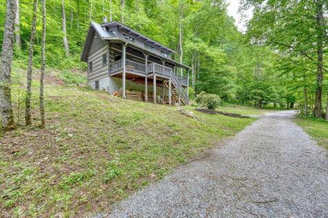 180 Dream Catcher Cove Hayesville NC 28904